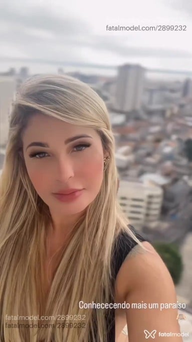 Acompanhante mulher loira (o) de olhos verdes em Cachoeiro de Itapemirim - Angel