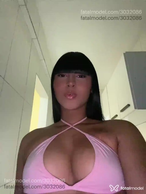 Acompanhante mulher trans morena (o) de olhos pretos em Rio de Janeiro - Lolla
