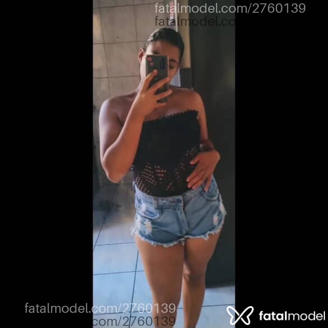 Acompanhante mulher com cabelo castanho de olhos pretos em Virtual - Amora