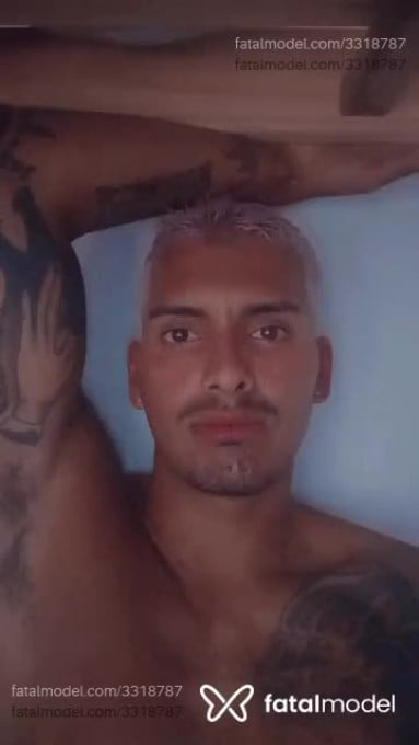 Acompanhante homem morena (o) de olhos castanhos em Balneário Camboriú - Panther