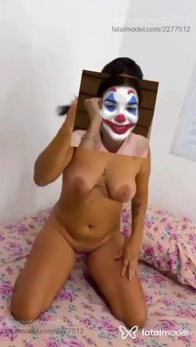 Acompanhante mulher com cabelo castanho de olhos castanhos em Água Clara - Sintia