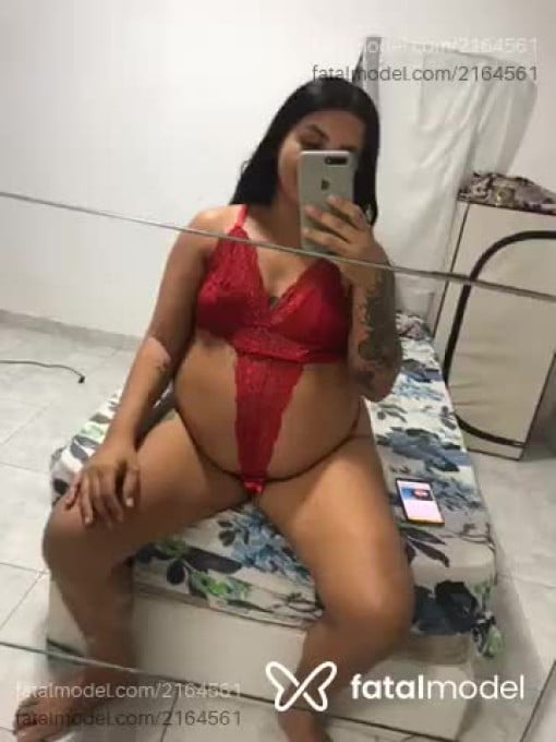Acompanhante mulher com cabelo castanho de olhos castanhos em Virtual Acompanhante mulher com cabelo castanho de olhos castanhos em Virtual - Tokio blooming
