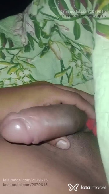 Acompanhante homem morena (o) de olhos pretos em Virtual Acompanhante homem morena (o) de olhos pretos em Virtual - Carlos