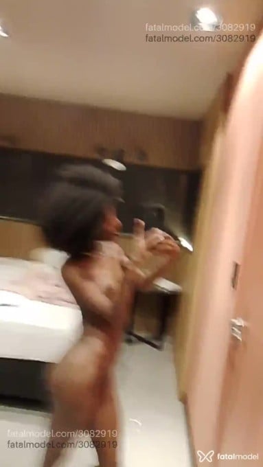Acompanhante mulher morena (o) de olhos pretos em Pelotas - Pretinhaebony