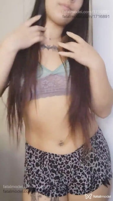 Acompanhante mulher morena (o) de olhos pretos em Virtual - Japabaixinha