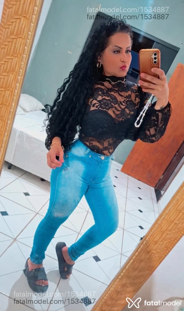 Acompanhante mulher morena (o) de olhos castanhos em Cachoeiro de Itapemirim - Kariny Champion
