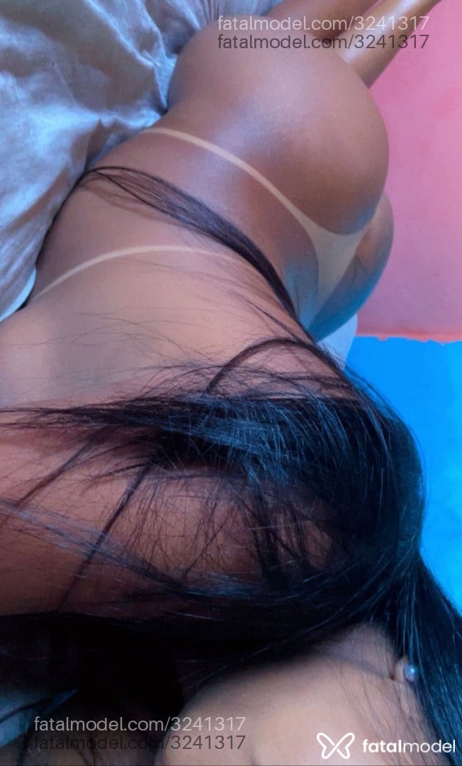 Acompanhante mulher morena (o) de olhos castanhos em João Monlevade - Lulu Bitencourt