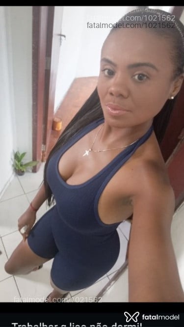 Acompanhante mulher com cabelo castanho de olhos pretos em Campina Grande - Perola