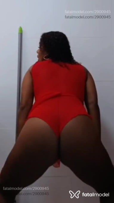 Acompanhante mulher morena (o) de olhos castanhos - Ana Clara