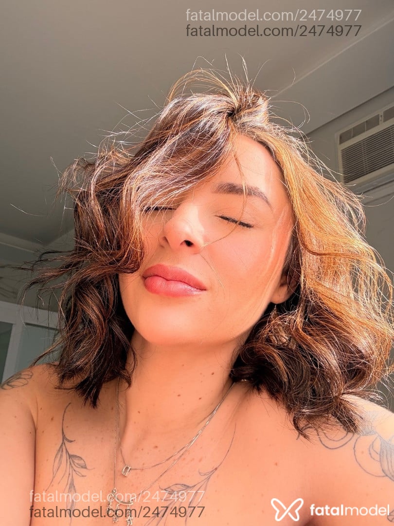 Acompanhante mulher morena (o) de olhos castanhos em São Paulo - Zara Romanelli