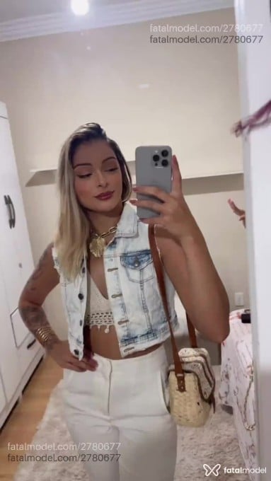 Acompanhante mulher loira (o) de olhos verdes em Belo Horizonte - Alice