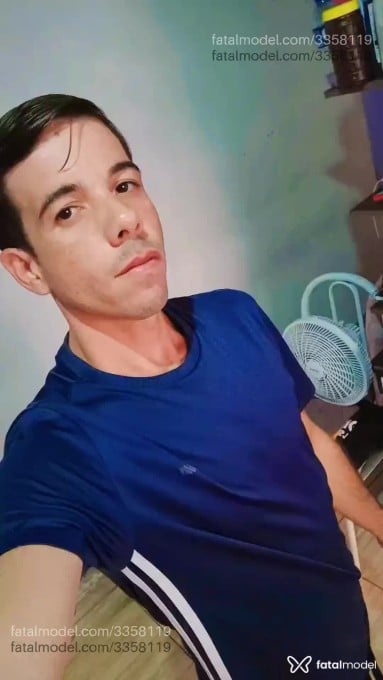 Acompanhante homem com cabelo castanho de olhos castanhos em Rio Claro - Rafael
