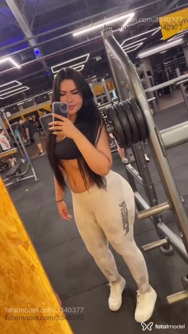 Acompanhante mulher morena (o) de olhos pretos em Fortaleza - Lorena