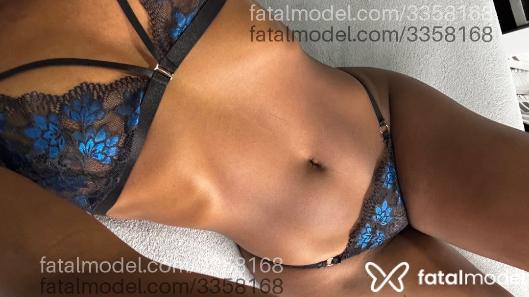 Acompanhante mulher morena (o) de olhos pretos em Curitiba - Maitê