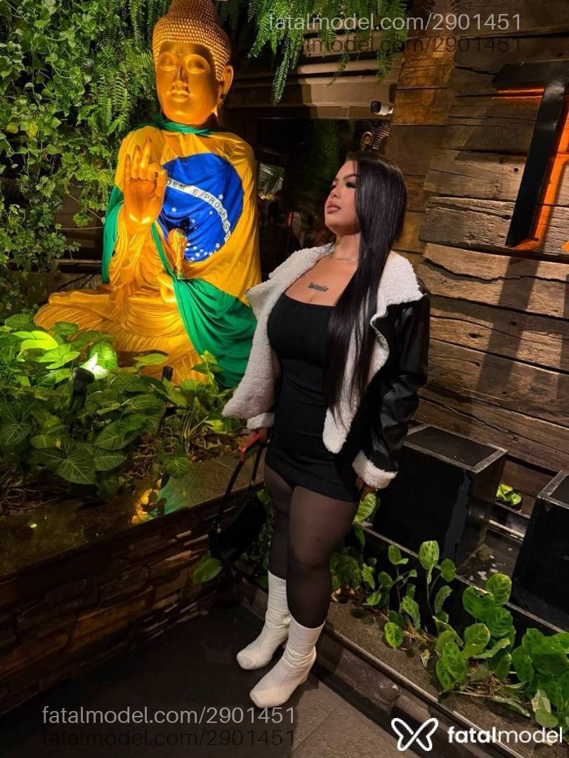 Acompanhante mulher com cabelo castanho de olhos castanhos em Curitiba - Luanny Santoss