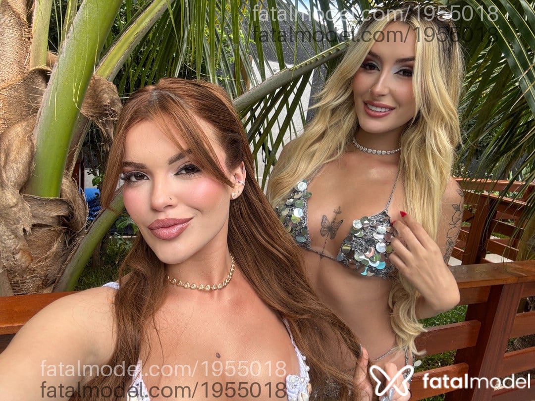 Acompanhante mulher com cabelo castanho de olhos mel - Emily Fernandes Acompanhante mulher com cabelo castanho de olhos mel - Emily Fernandes