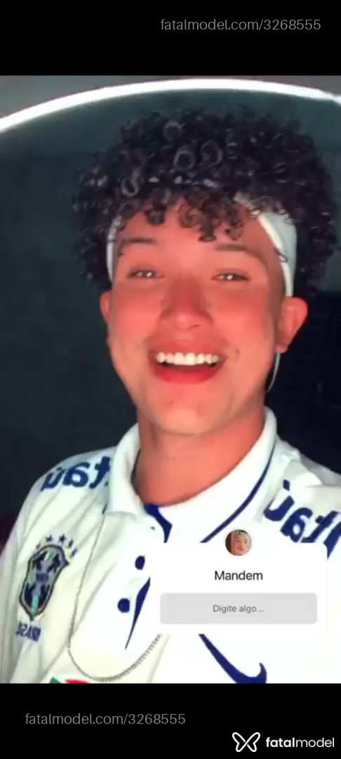Acompanhante homem com cabelo castanho de olhos castanhos - Ryner Bueno Acompanhante homem com cabelo castanho de olhos castanhos - Ryner Bueno