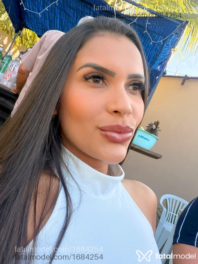 Acompanhante mulher morena (o) de olhos pretos - Bruna Pacheco Acompanhante mulher morena (o) de olhos pretos - Bruna Pacheco