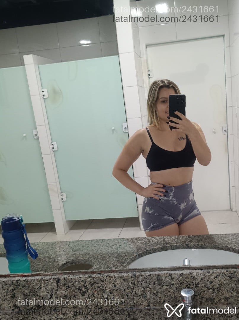 Acompanhante mulher loira (o) de olhos verdes em Florianópolis - Gabriela