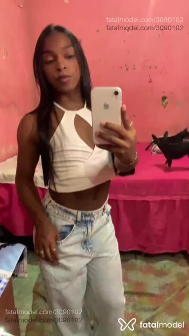 Acompanhante mulher trans morena (o) de olhos pretos - Kira Silva Acompanhante mulher trans morena (o) de olhos pretos - Kira Silva