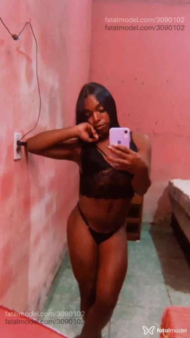 Acompanhante mulher trans morena (o) de olhos pretos - Kira Silva Acompanhante mulher trans morena (o) de olhos pretos - Kira Silva