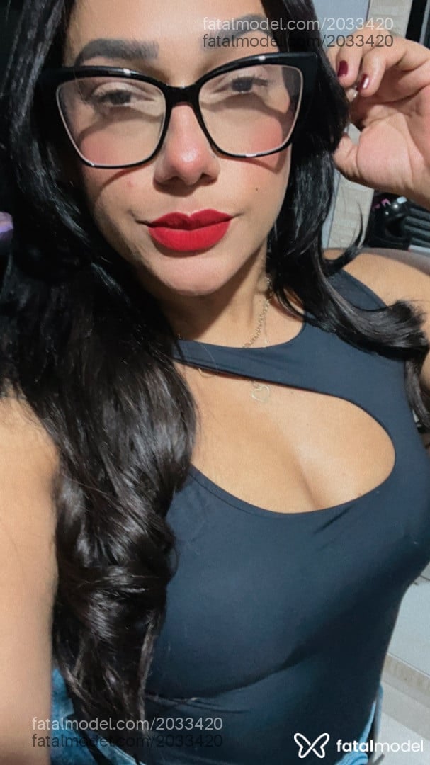 Acompanhante mulher morena (o) de olhos pretos em Bom Jesus - Paloma