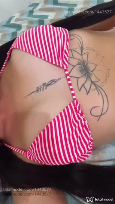 Acompanhante travesti com cabelo castanho de olhos castanhos em Serra Talhada - Liz