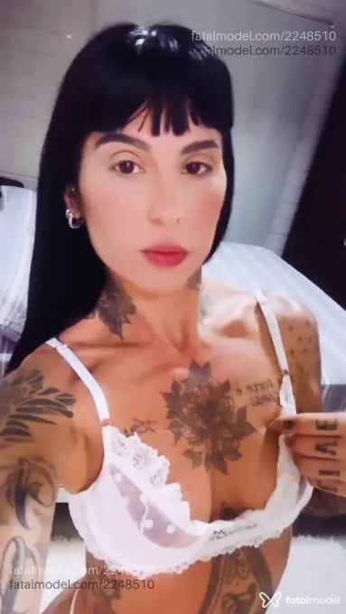 Acompanhante mulher morena (o) de olhos castanhos em Palmas Acompanhante mulher morena (o) de olhos castanhos em Palmas - Cleópatra