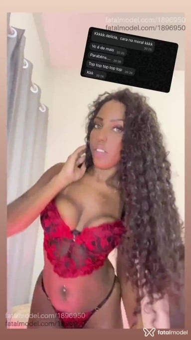 Acompanhante mulher morena (o) de olhos mel em São Mateus - Lavínia Salles