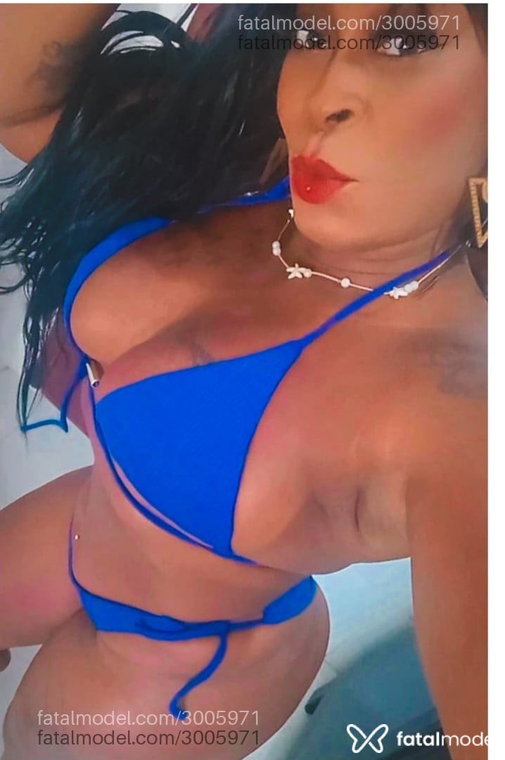 Acompanhante mulher morena (o) de olhos pretos em Sarzedo - Cris Muniz