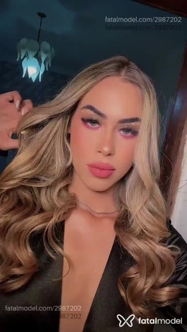 Acompanhante mulher trans loira (o) de olhos verdes em Cariacica - Brenda Andrade
