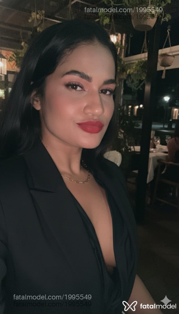 Acompanhante mulher morena (o) de olhos castanhos em Rondonópolis Acompanhante mulher morena (o) de olhos castanhos em Rondonópolis - Bia Oliveira
