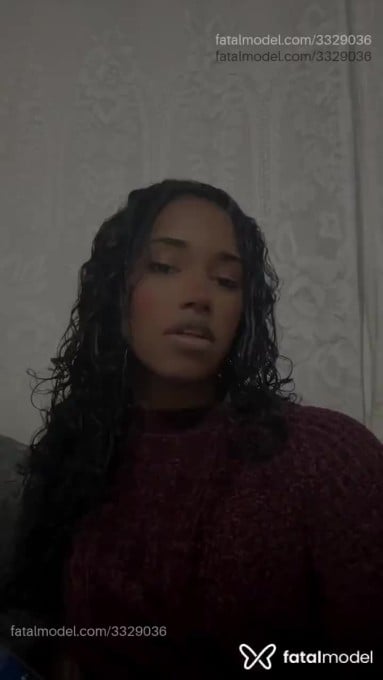 Acompanhante mulher morena (o) de olhos pretos em Curitiba - Diana