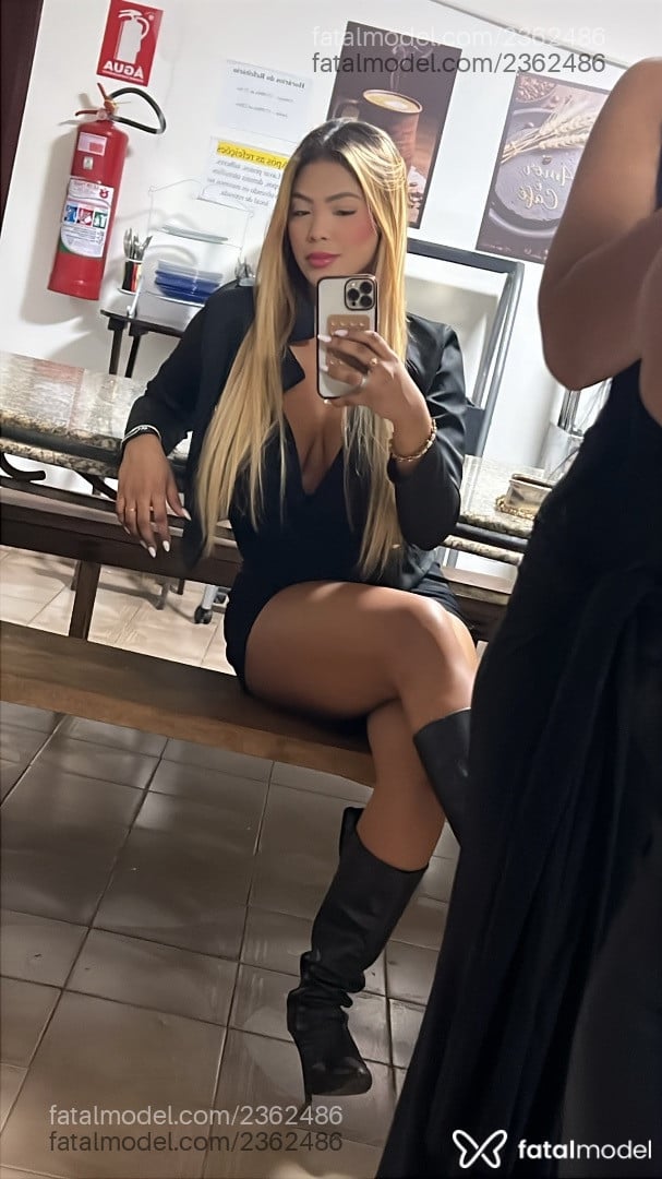 Acompanhante mulher loira (o) de olhos castanhos em Imperatriz - Bia