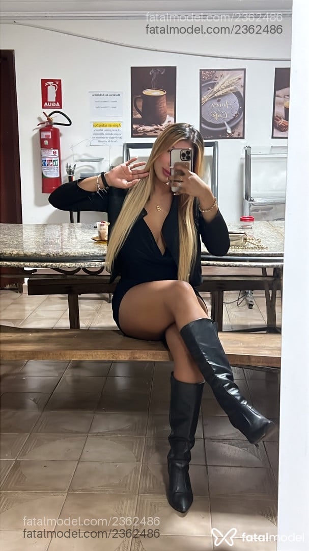 Acompanhante mulher loira (o) de olhos castanhos em Imperatriz - Bia