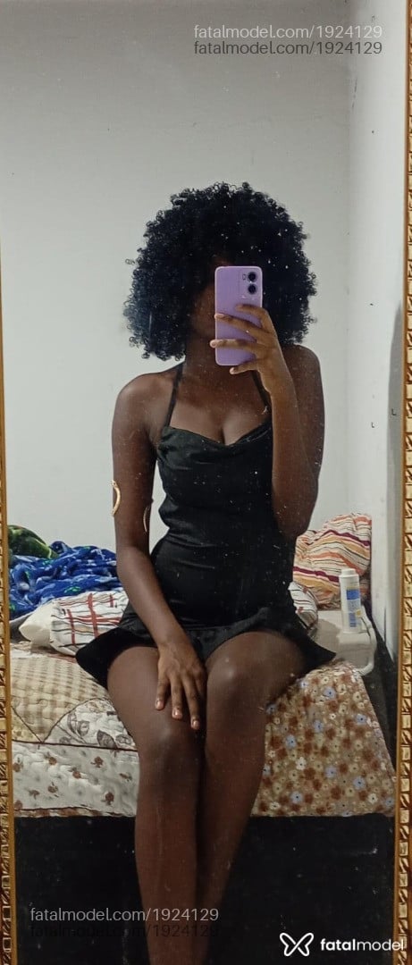 Acompanhante mulher com cabelo castanho de olhos pretos em Natal - Yssis