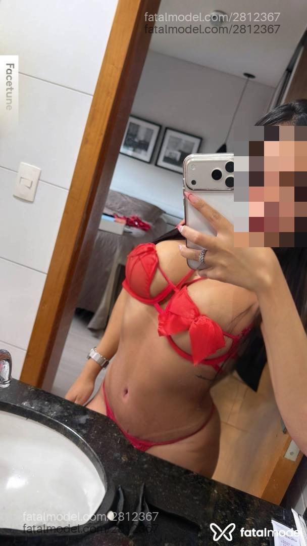 Acompanhante mulher com cabelo castanho de olhos castanhos em Fortaleza - Mel