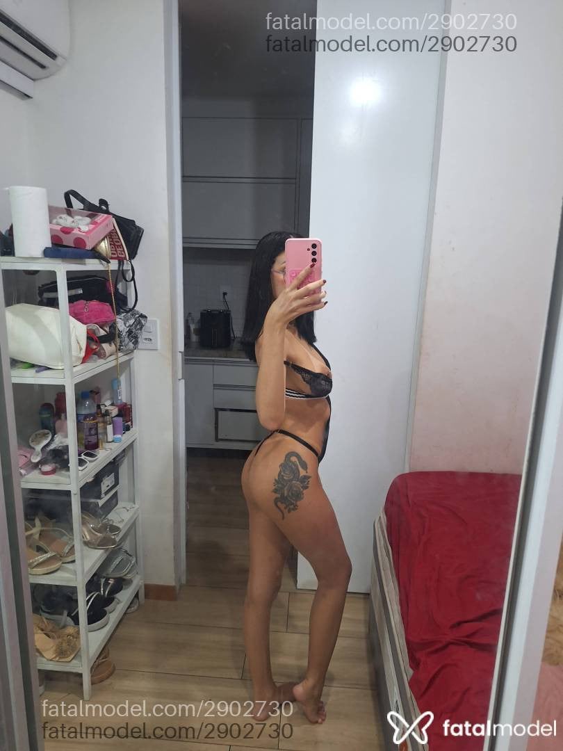 Acompanhante mulher morena (o) de olhos castanhos em Maracanaú Acompanhante mulher morena (o) de olhos castanhos em Maracanaú - Aninha