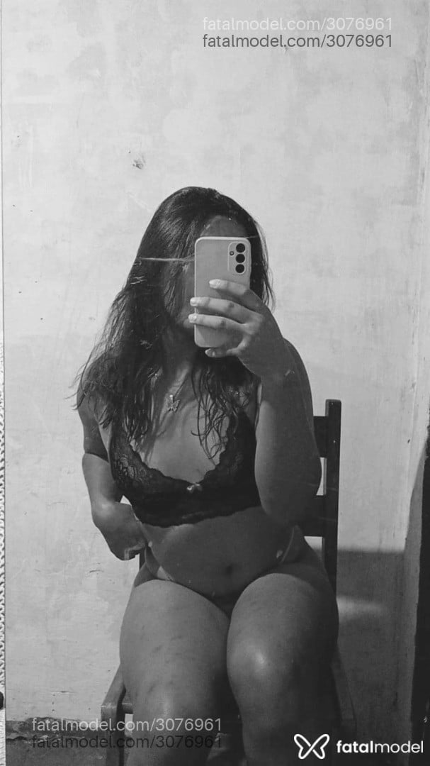 Acompanhante mulher trans morena (o) de olhos mel em São José do Rio Preto - Isabella Elouíse