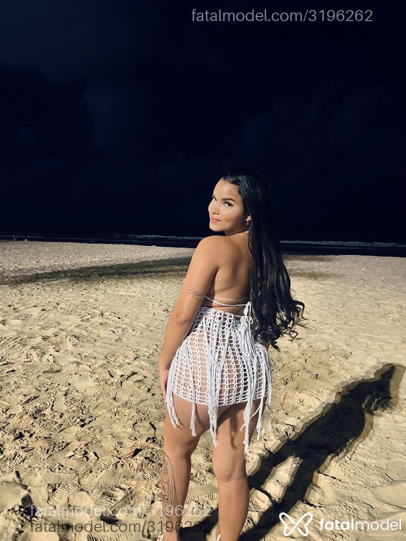Acompanhante mulher com cabelo castanho de olhos castanhos em Salvador - Maia Fernandes