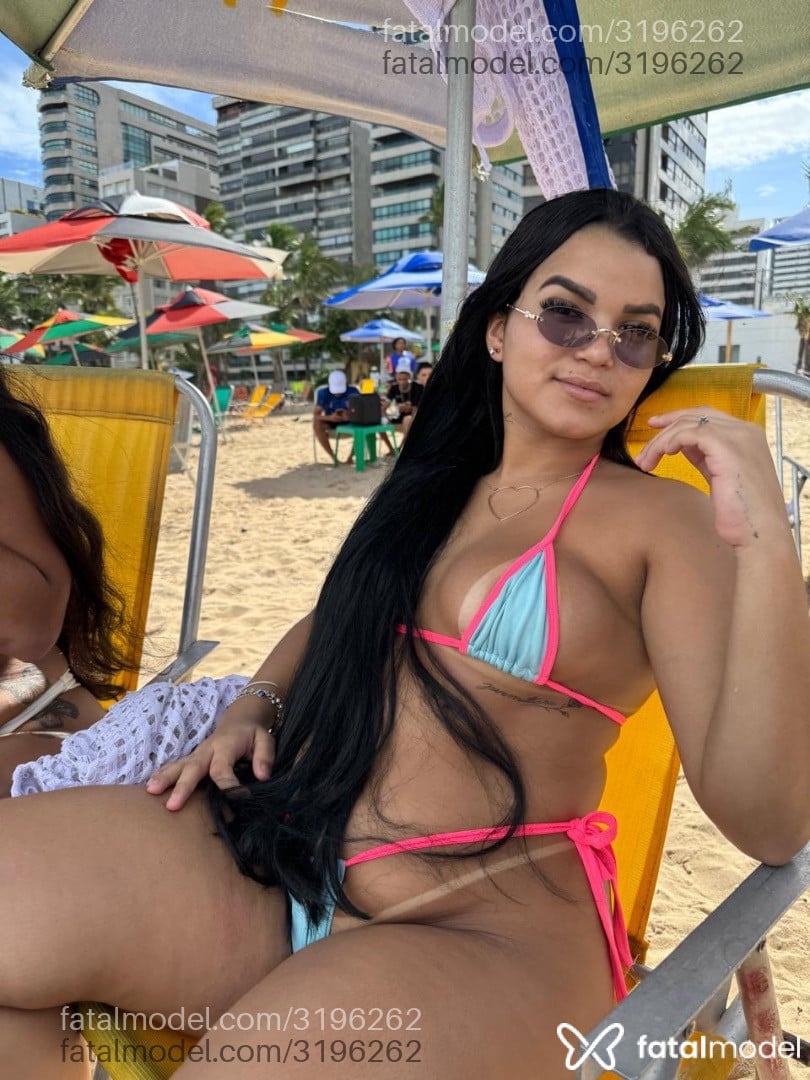 Acompanhante mulher com cabelo castanho de olhos castanhos em Salvador - Maia Fernandes