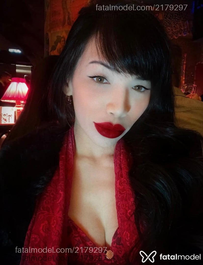 Acompanhante mulher morena (o) de olhos castanhos em Florianópolis - Jade Ogawa