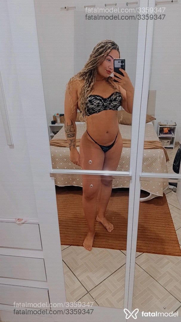 Acompanhante mulher loira (o) de olhos castanhos em Taubaté - Ágata