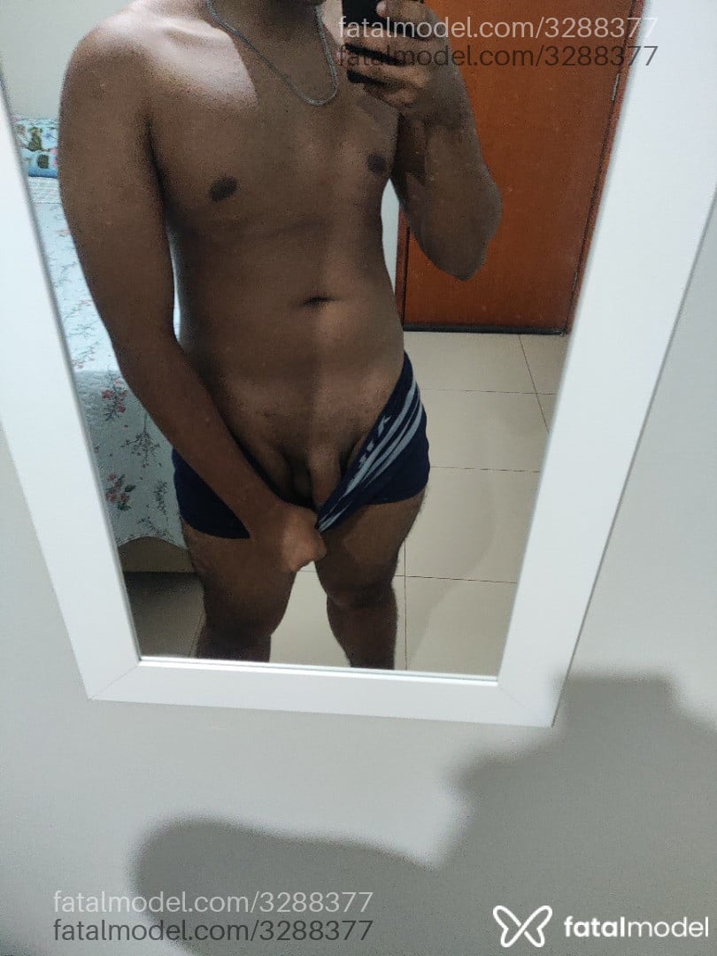Acompanhante homem morena (o) de olhos pretos em Itumbiara - Victor