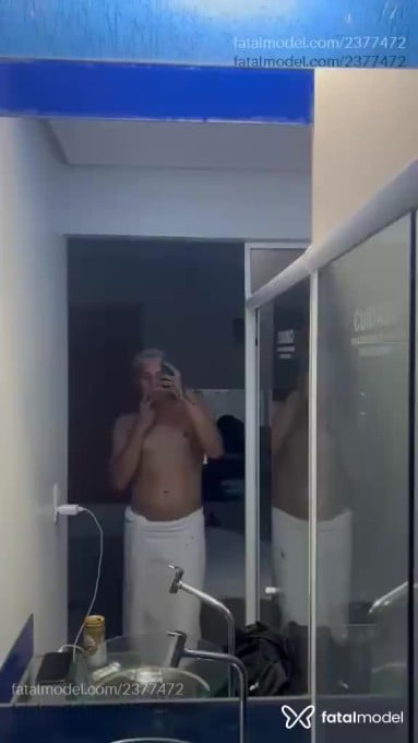 Acompanhante homem morena (o) de olhos castanhos em Goiânia - Guilherme