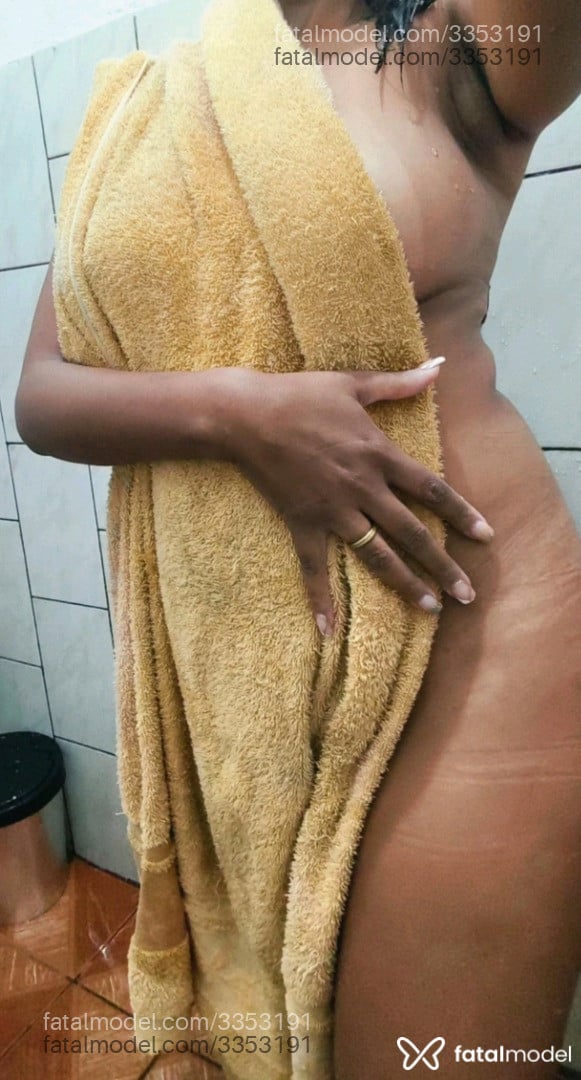 Acompanhante mulher com cabelo castanho de olhos castanhos em Belo Horizonte - Jujucasadinha