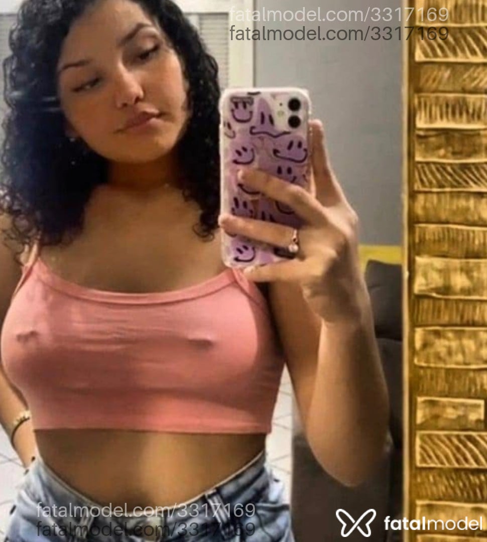Acompanhante mulher com cabelo castanho de olhos castanhos em São Félix do Xingu - Agatha Santos