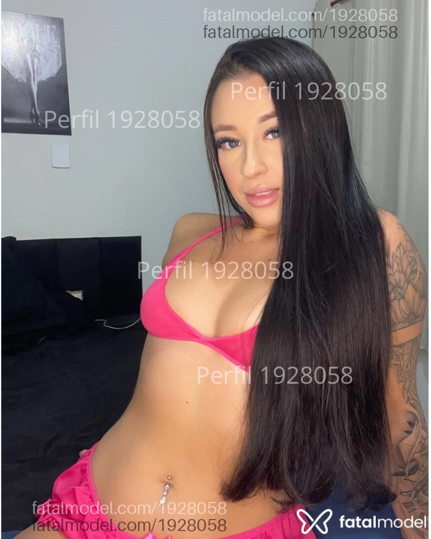 Acompanhante mulher morena (o) de olhos azuis em Chapecó - Anna Clara