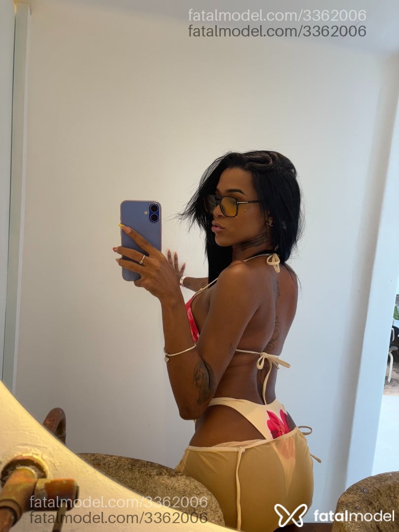 Acompanhante mulher trans morena (o) de olhos pretos em Recife - Victoria Lima