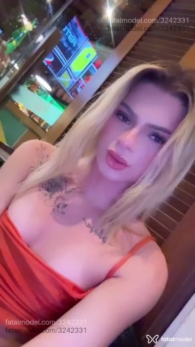 Acompanhante mulher trans loira (o) de olhos verdes em Natal - Yasmin